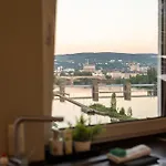 Penthouse Mit Schoenem Moselblick In Metternich * Koblenc