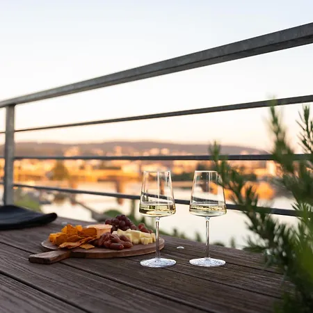 Apartman Penthouse Mit Schoenem Moselblick In Metternich Koblenz