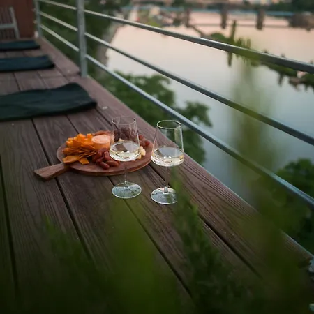 Penthouse Mit Schoenem Moselblick In Metternich Apartman Koblenz