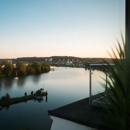Penthouse Mit Schoenem Moselblick In Metternich Koblenc