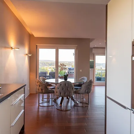 Penthouse Mit Schoenem Moselblick In Metternich Lejlighed